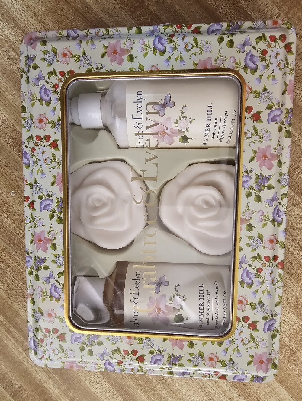 Crabtree & Evelyn SUMMER HILL 4pc Set Lotion Shower Gel Soaps Holiday Tin Box
